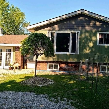 Family Friendly Cottage ☆Walking Distance To Beach Lion's Head Exterior foto