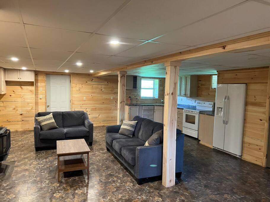 Family Friendly Cottage ☆Walking Distance To Beach Lion's Head Exterior foto