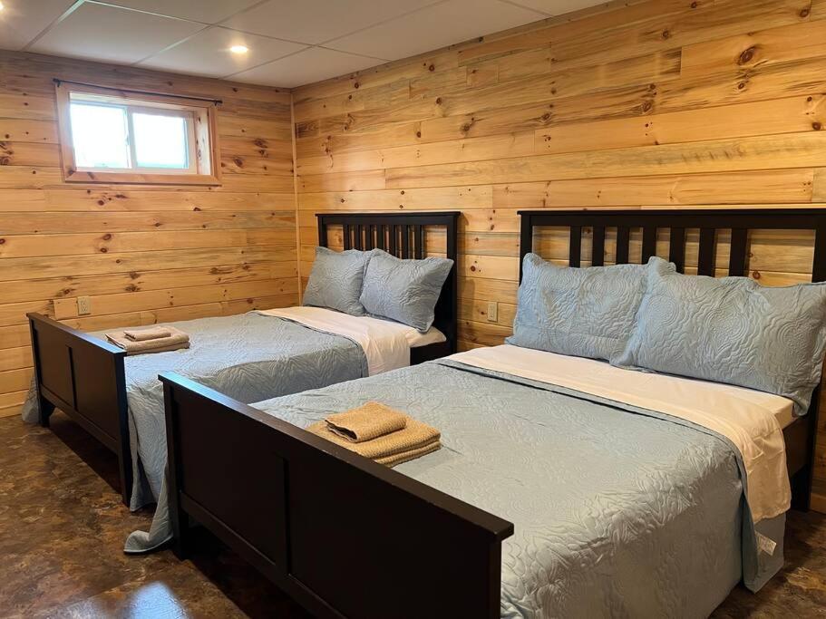 Family Friendly Cottage ☆Walking Distance To Beach Lion's Head Exterior foto