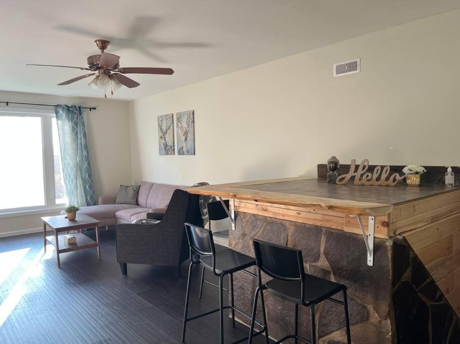 Family Friendly Cottage ☆Walking Distance To Beach Lion's Head Exterior foto